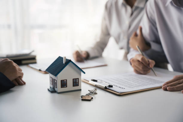 How to Become a Mortgage Loan Originator